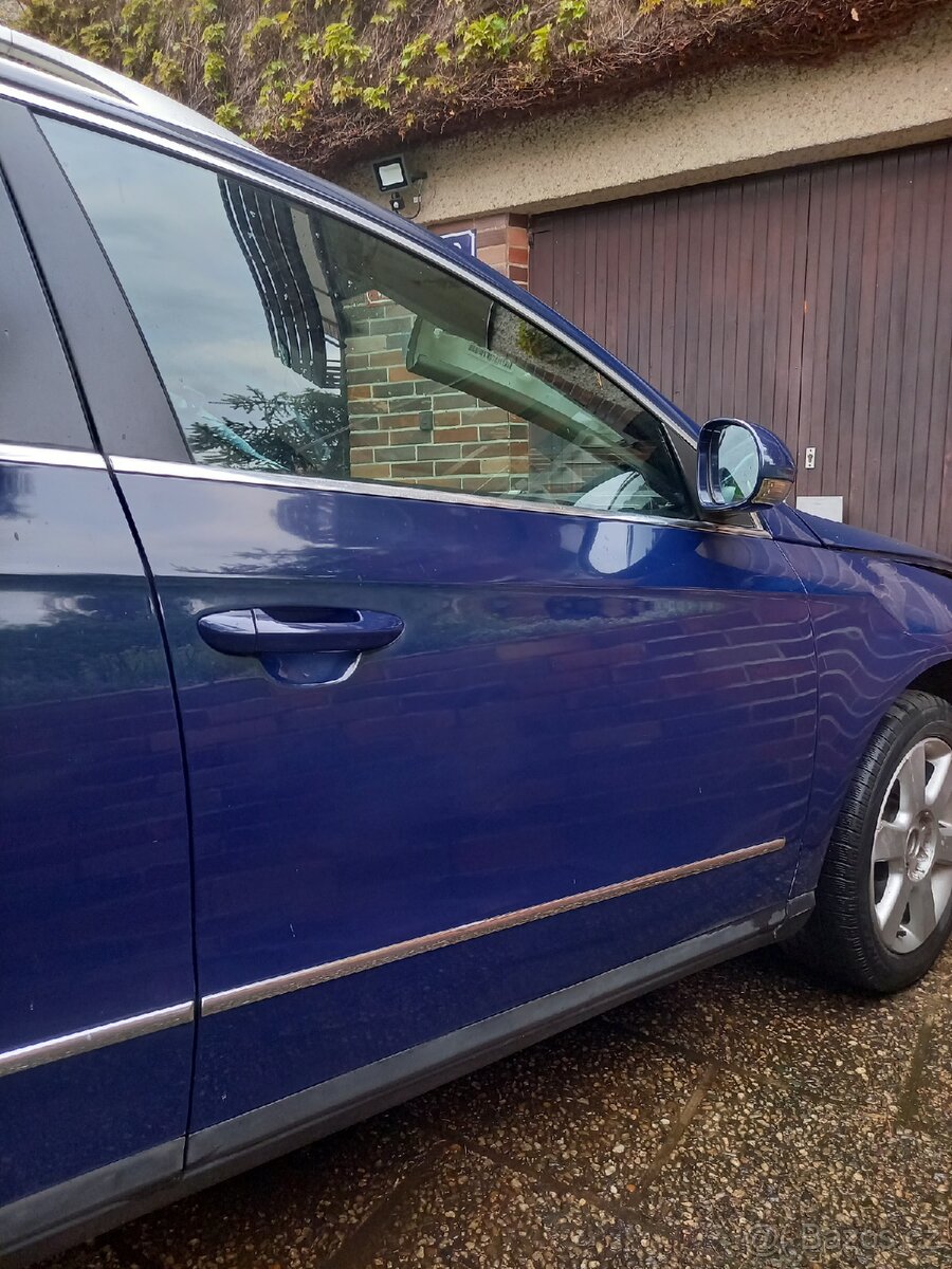 Vw Passat B6 - dveře (kód barvy LA5E) - 3
