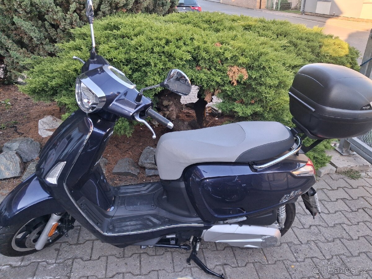 Kymco Like 125i CBS cena s kufrem akce - 3