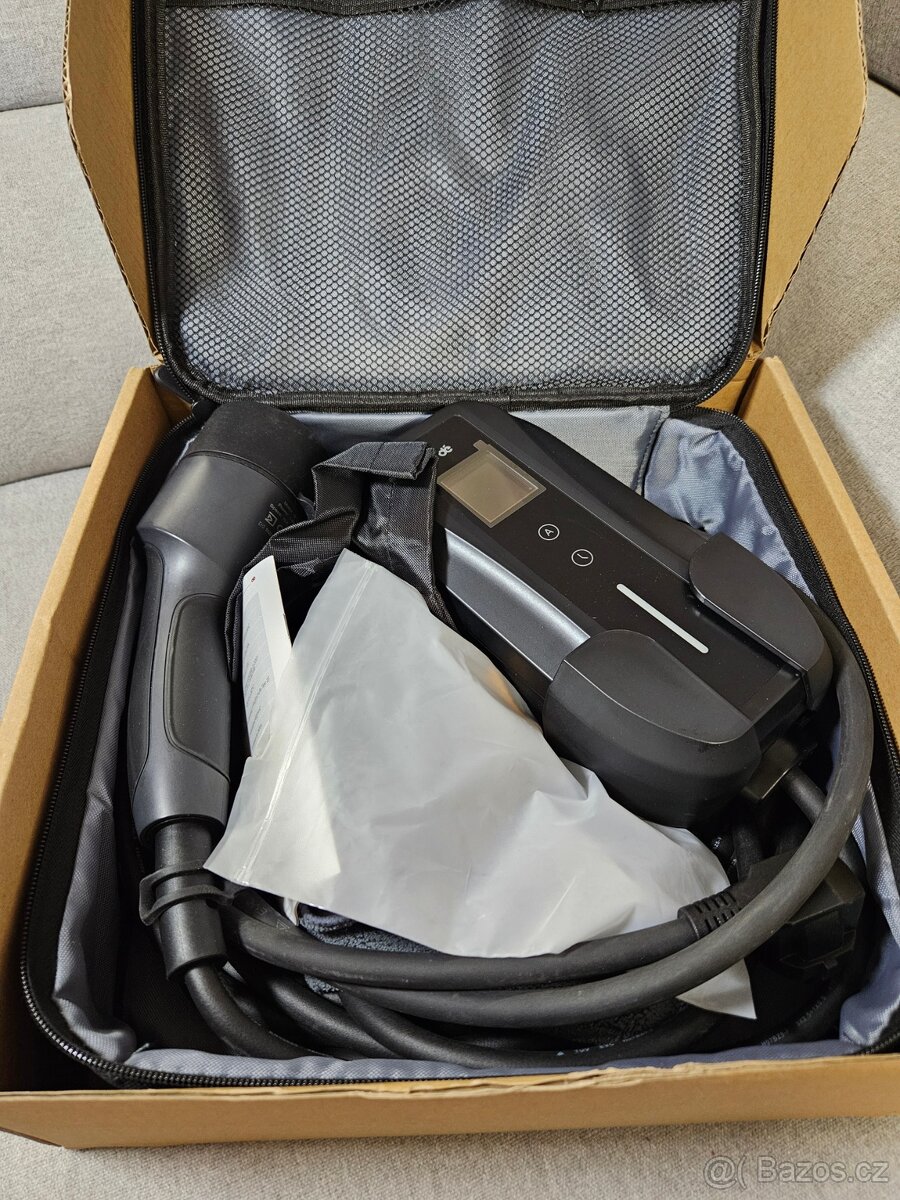 Nabíječka De 3KW EV PORTABLE CHARGER, Nová, rozbalená - 3