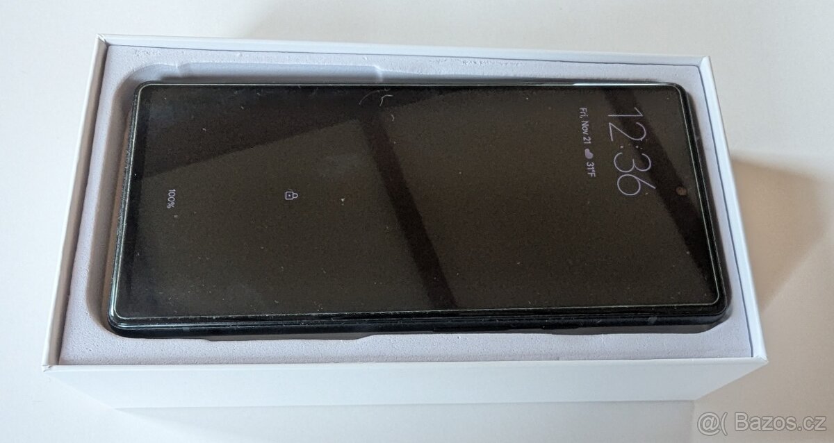 Google Pixel 6 8GB / 128 GB černý - 3