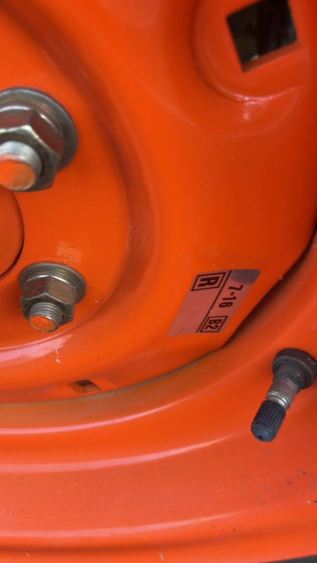 Malotraktor Kubota B4200 4x4 - 3