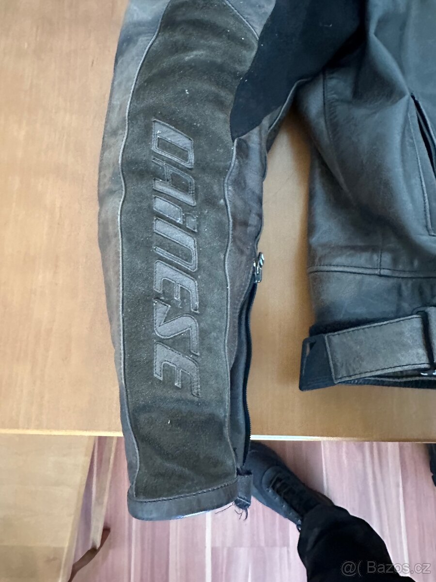 Dvoudílná kožená kombinéza na motorku DAINESE - 3