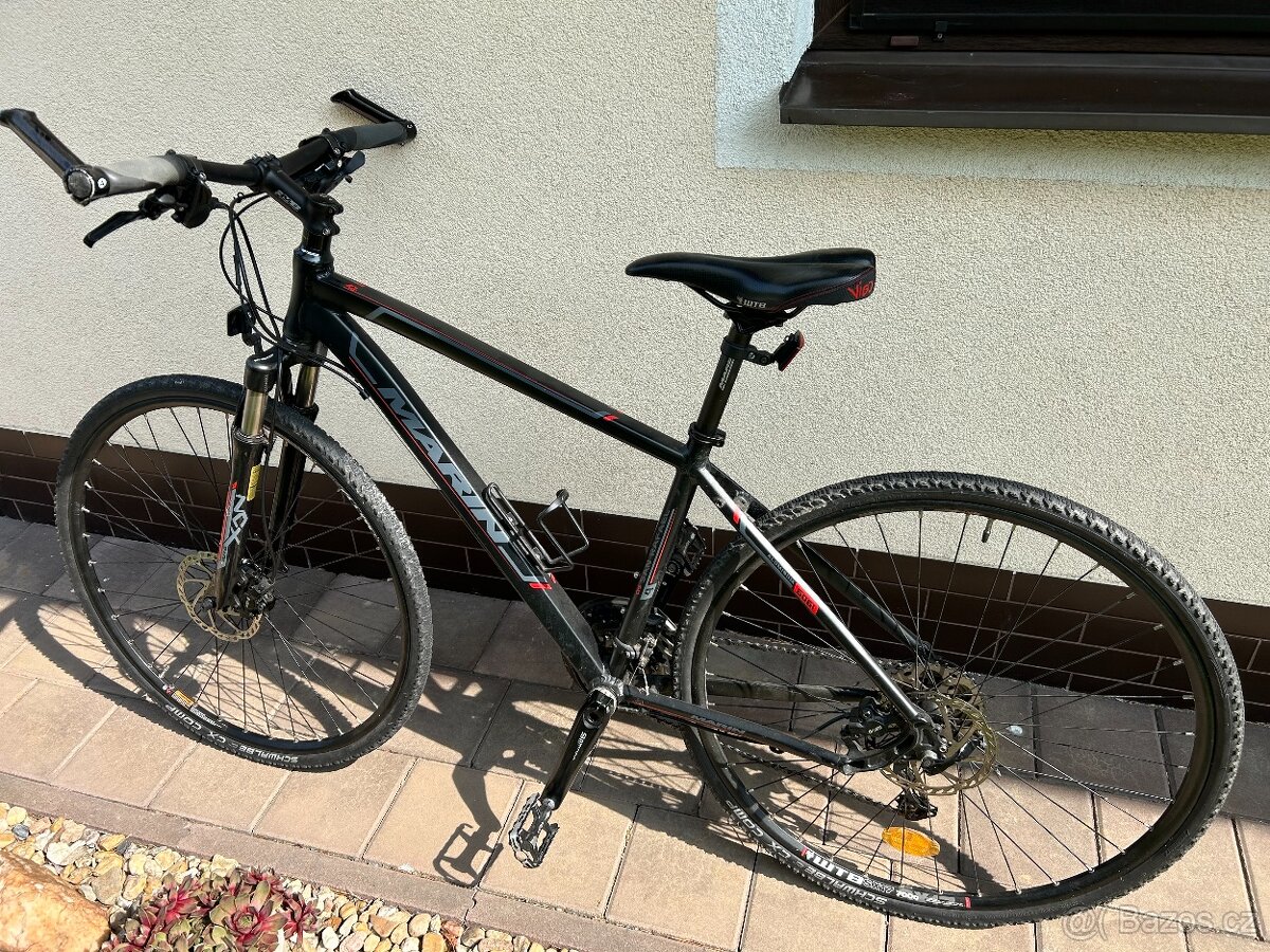 Trekové kolo Marin - 3