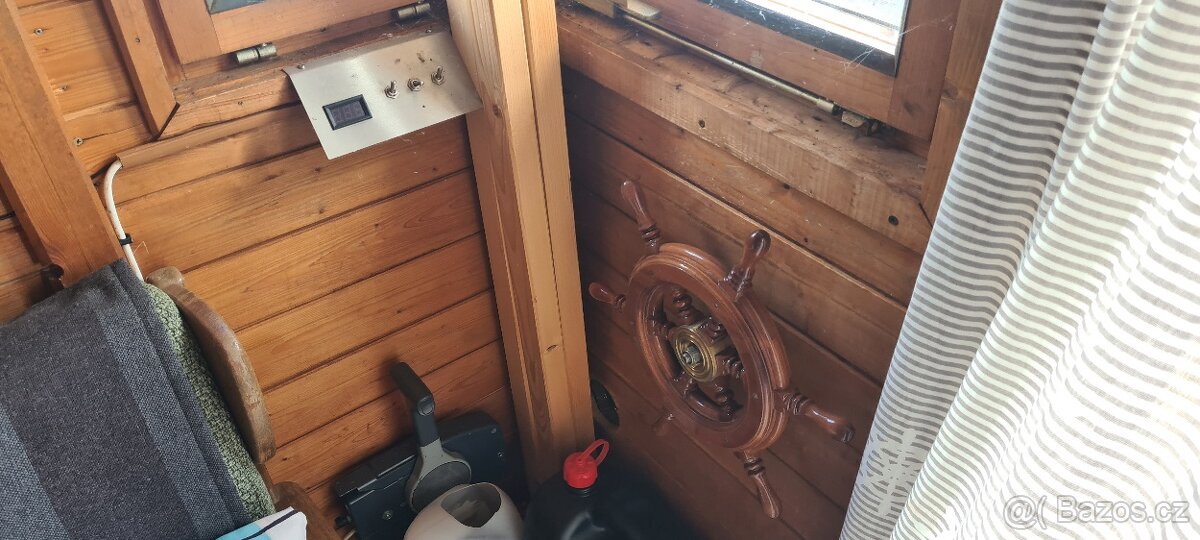 Prodám hausbot na ND nebo odtažení - 3