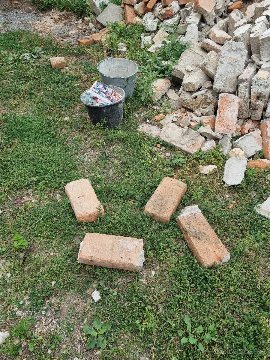 Staré cihly z bouračky - 3