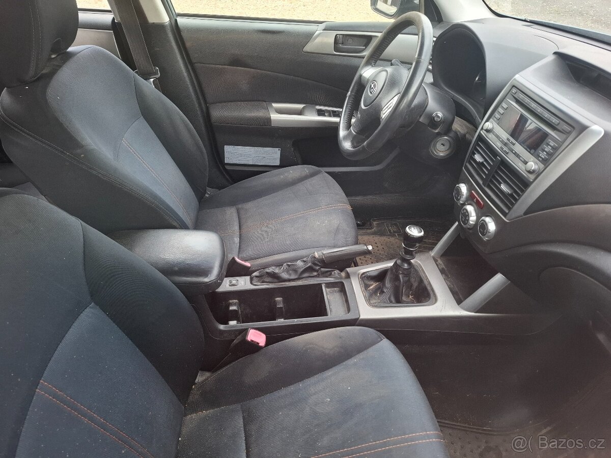 Subaru Forester tdi,diesel,závěs,př.6r.manual.klima.2010. - 3