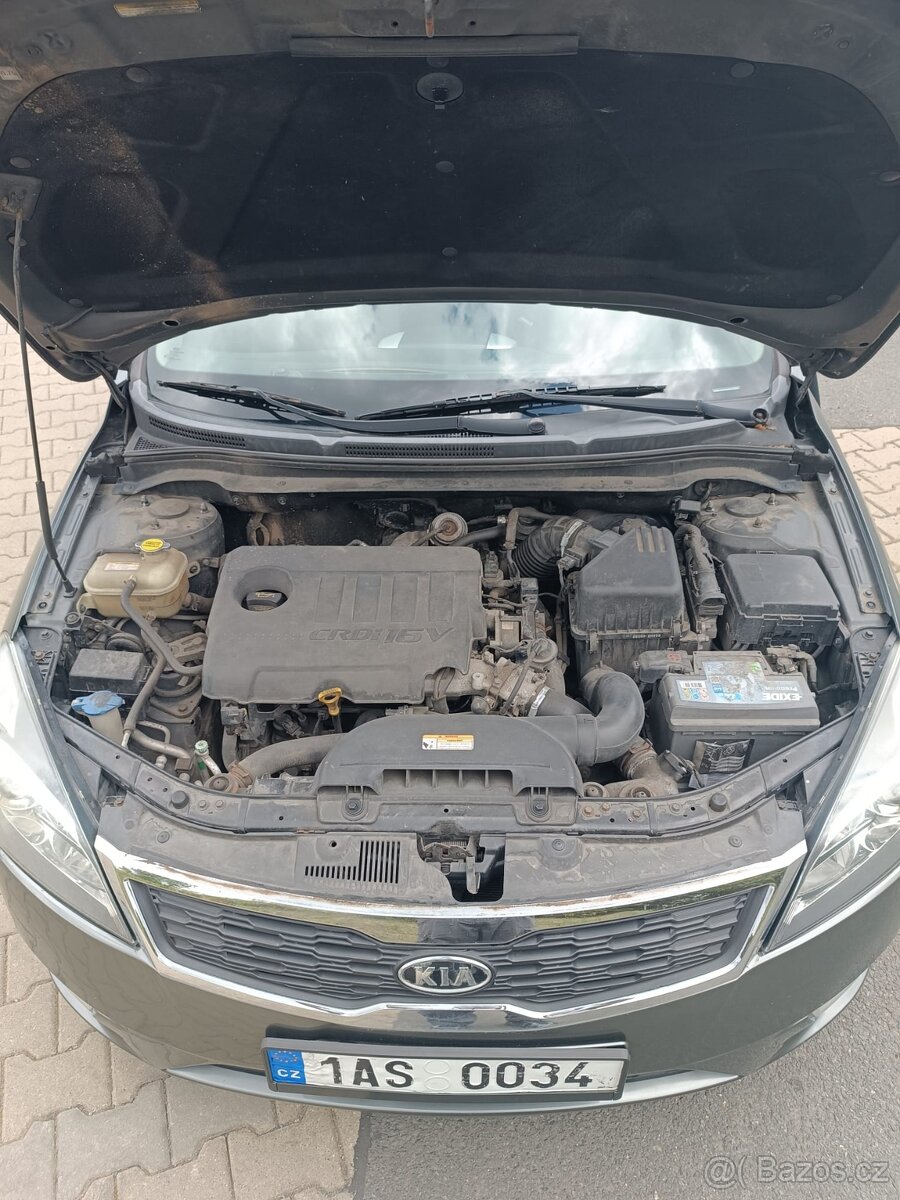 Kia Cee´d 2010 1.6CRDi 85kw - 3