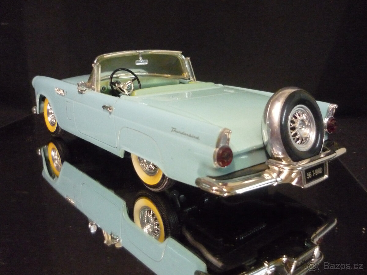 Ford Thunderbird 1956 Revell 1/18 - 3
