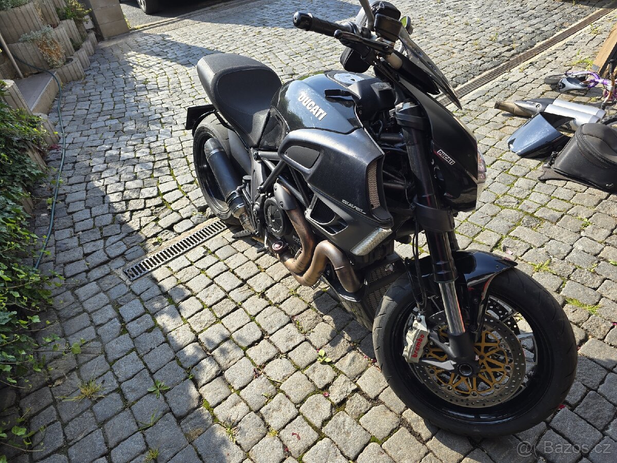 Ducati Diavel - 3