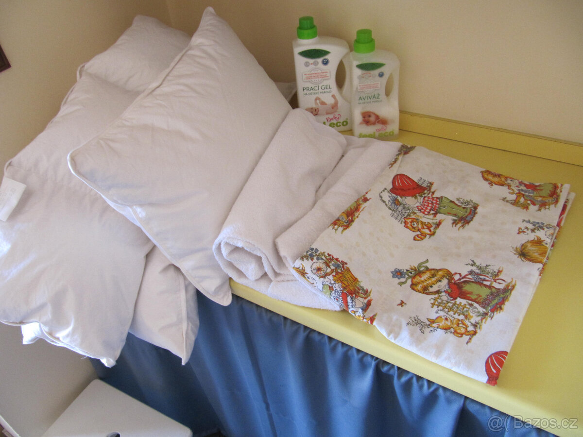 dětská postýlka Scarlett Kacper s příslušenstvím - 3