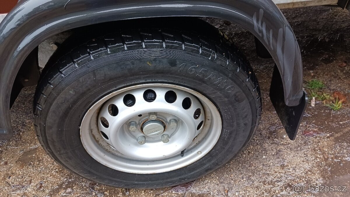 Přívěsný vozík 1300Kg , bržděný, - 3