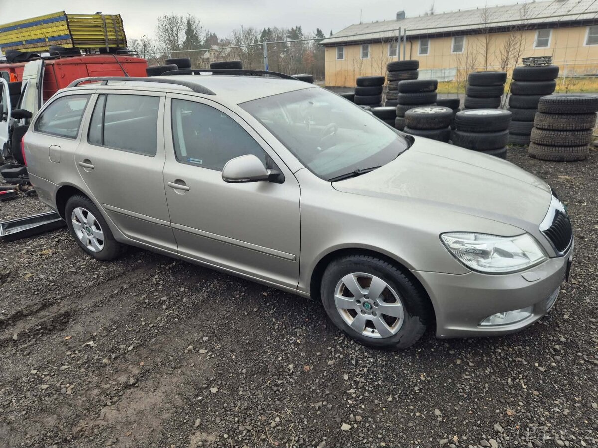 Blatniky a kapota Škoda Octavia 2 facelift 9202/LF8H/4K4K - 3