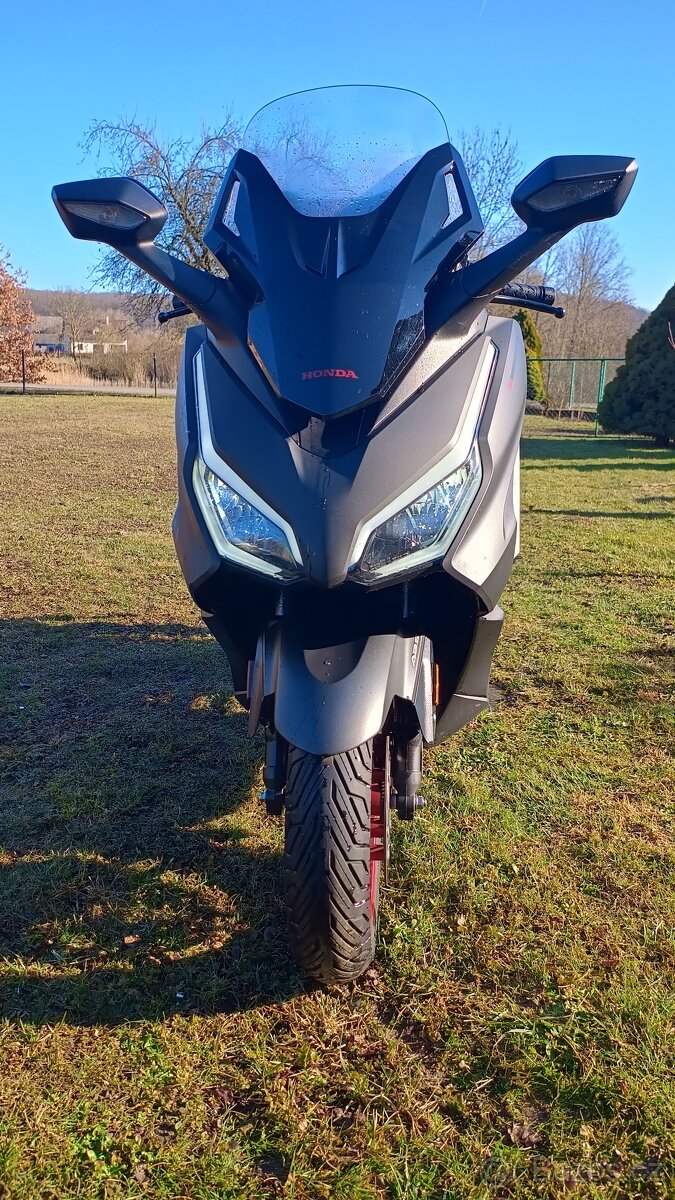 Honda Forza 125 - 3