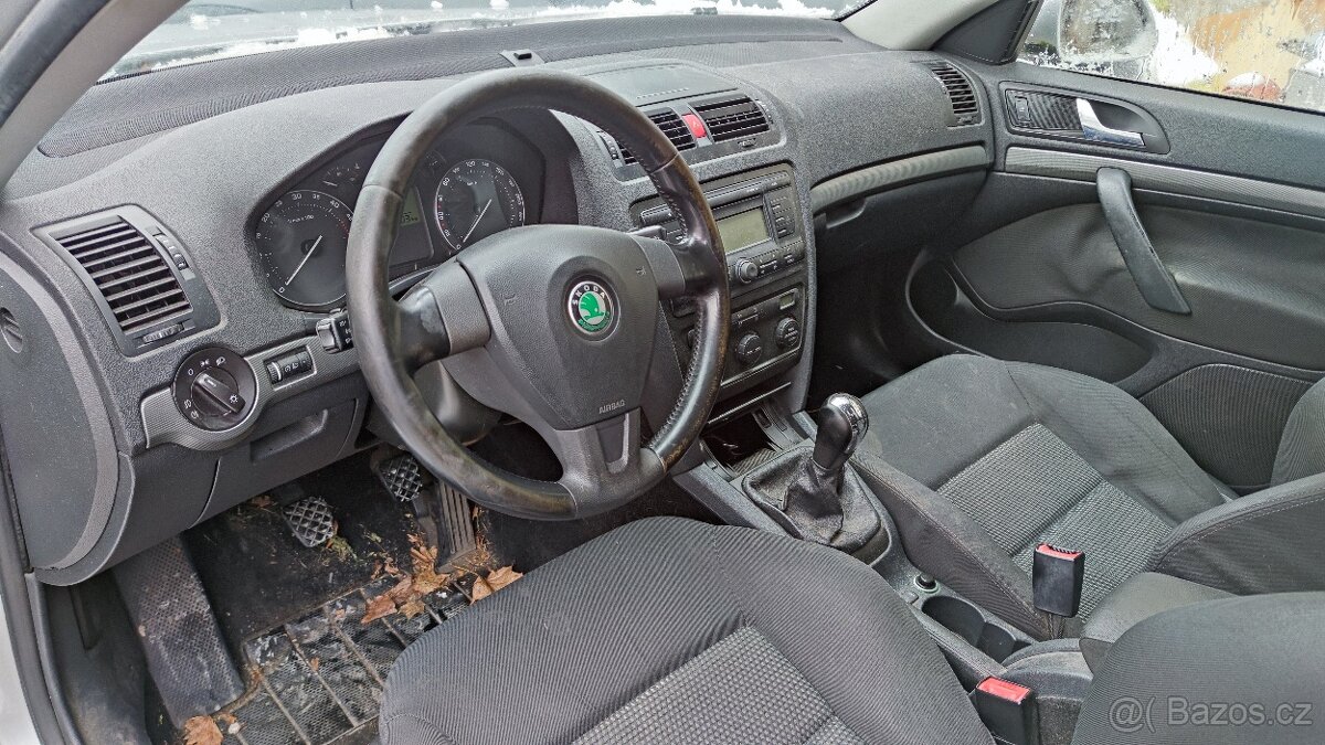 Škoda Octavia 2 2.0tdi - 3