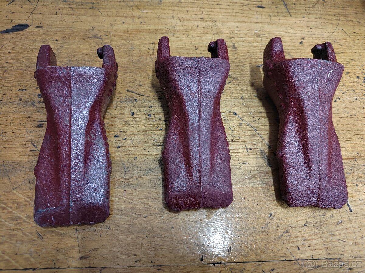 Zuby na lžíci MGU5 - 3