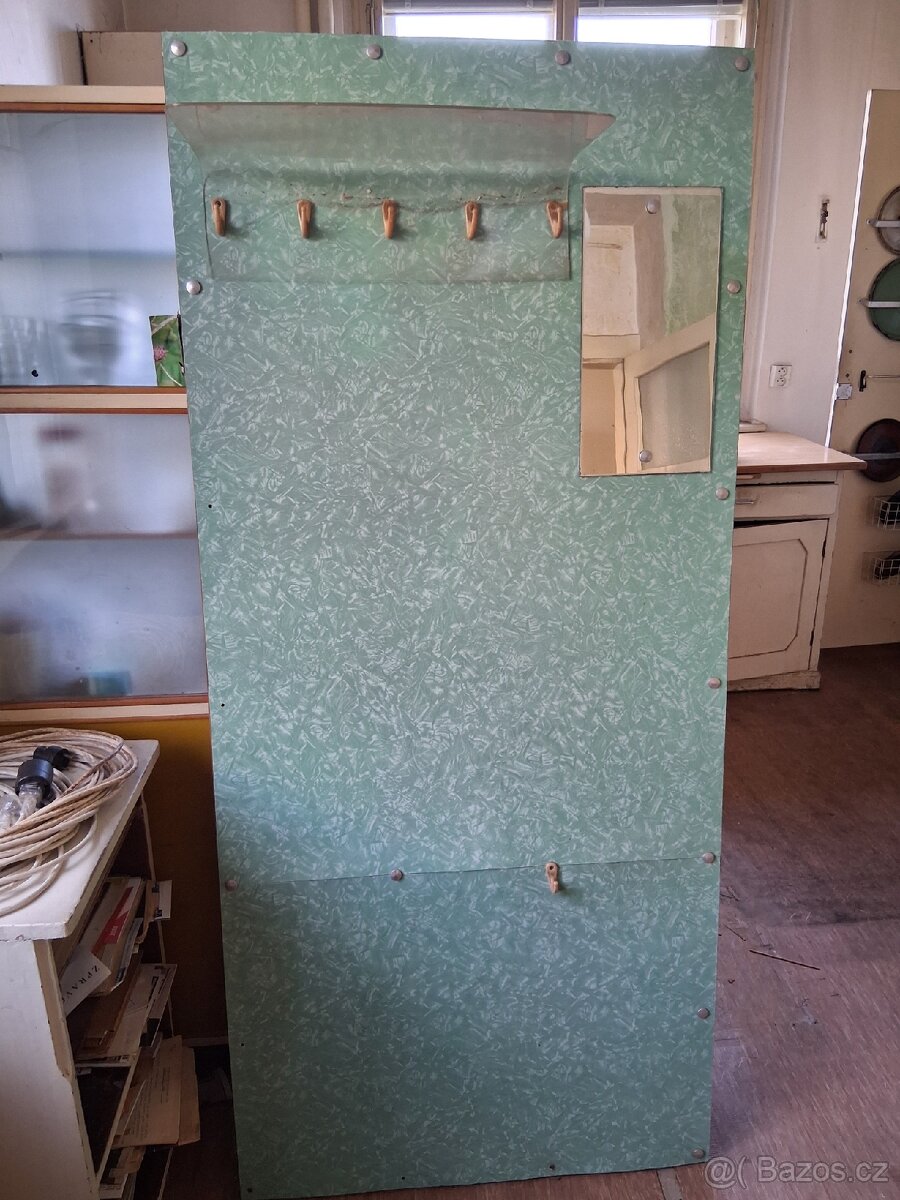 Retro věšáková stěna Brusel,60.léta - 3