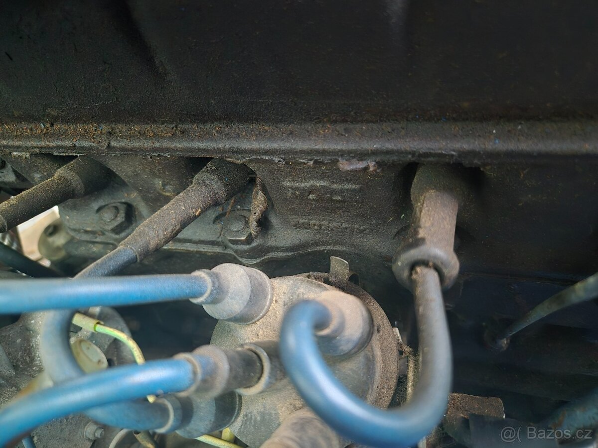 Škoda 1203 motor - 3