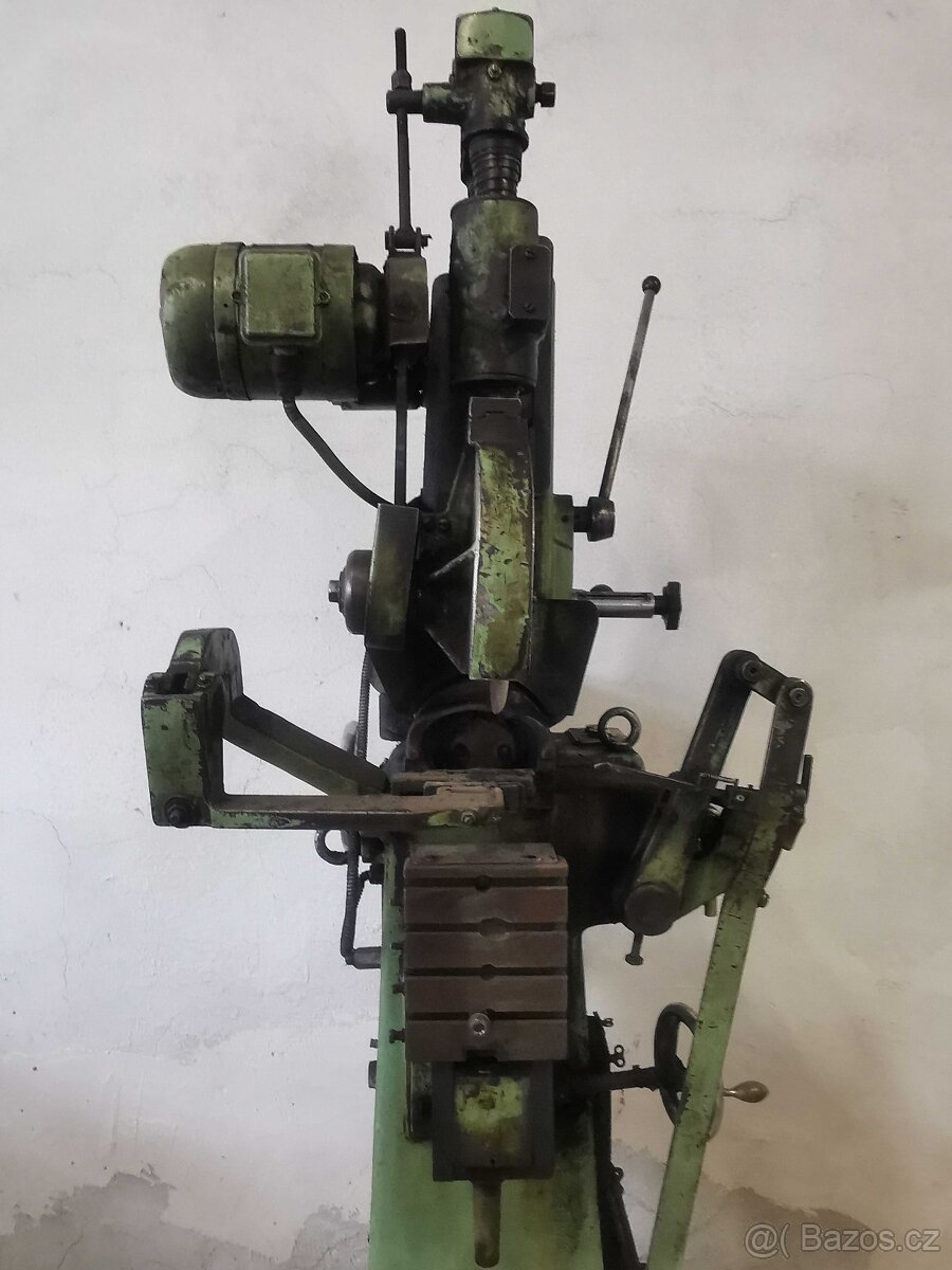 Brúska na pílové kotúče a pásy Stankoimport - 3