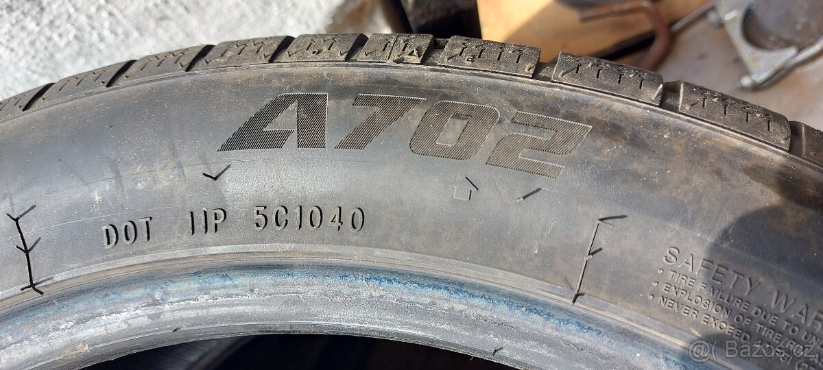 Zimní pneu 235/45R18 Aplus (77) - 3