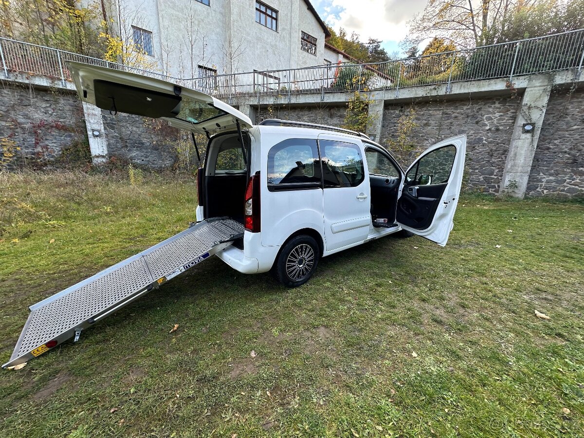 Peugeot Partner 1.6HDi úprava na ZTP 1.Majitel 52tis km - 3