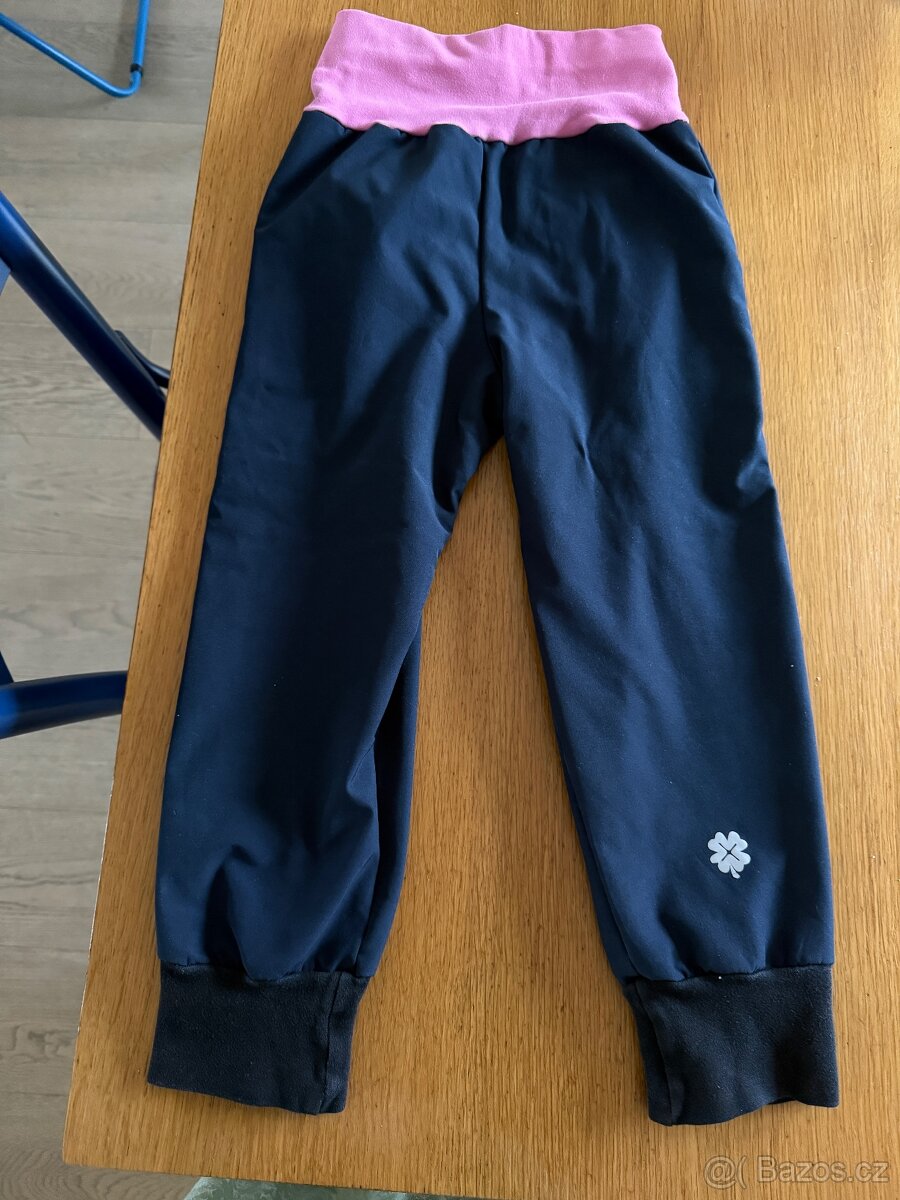 Softshellové kalhoty vel. 110 - 3