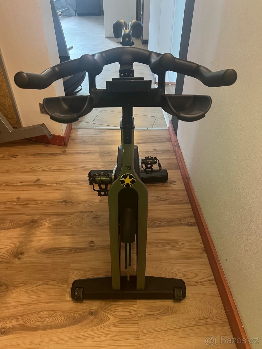 Technogym Group Cycle Connect - špičkový trenažer - 3