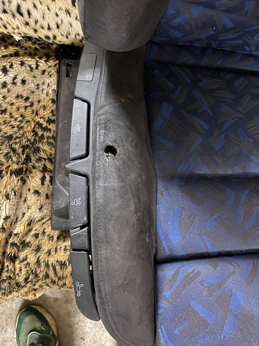 bmw e36 sporty s výhřevem tour interier - 3