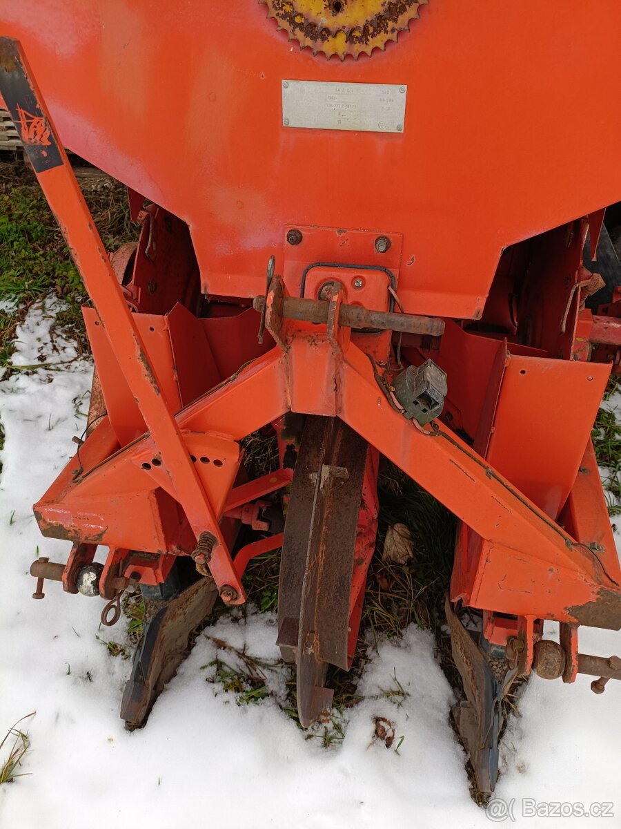 Sazeč SA2-074 + proorávač - 3