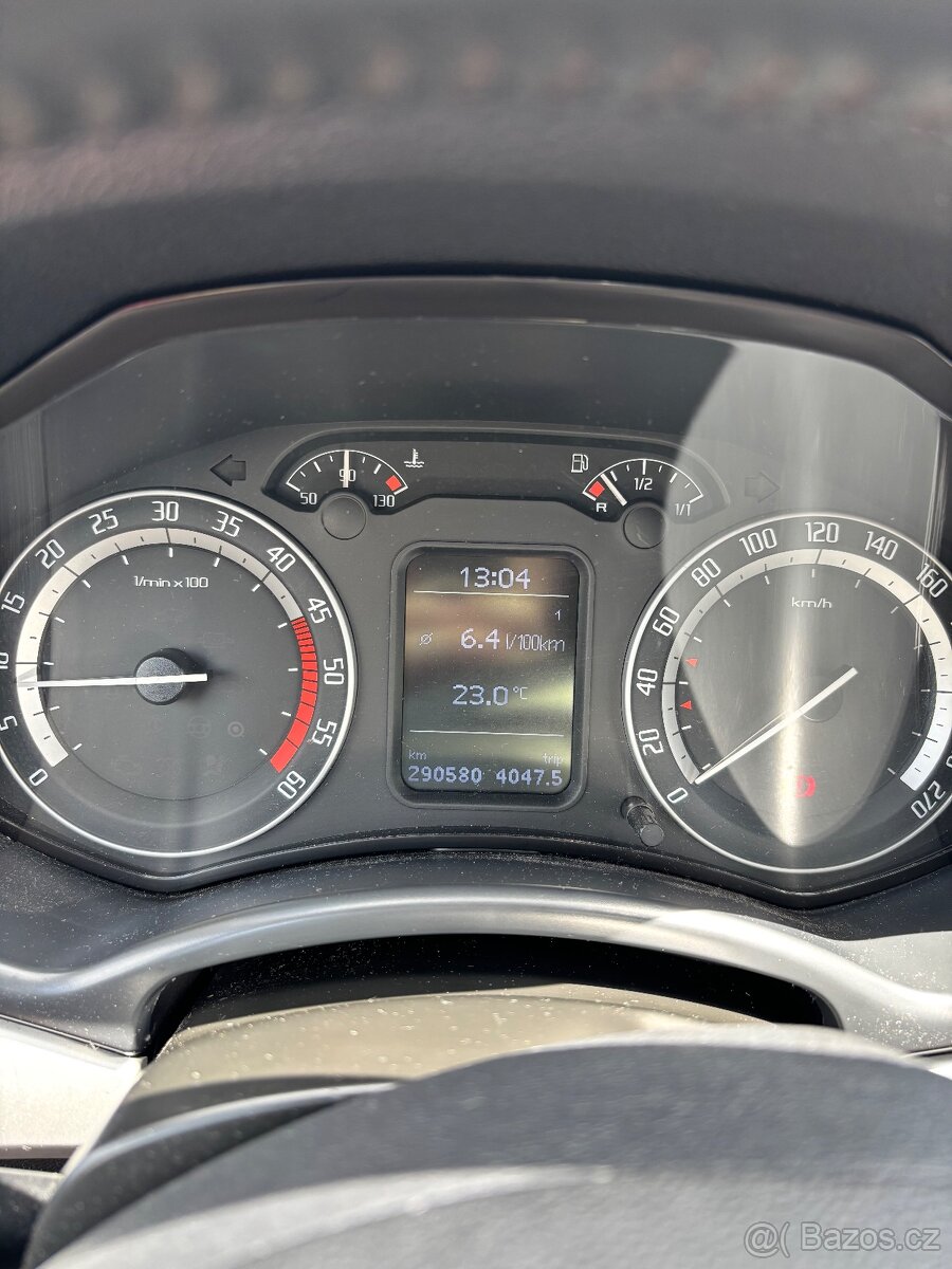 Škoda Octavia 2 RS 2.0TDI - 3