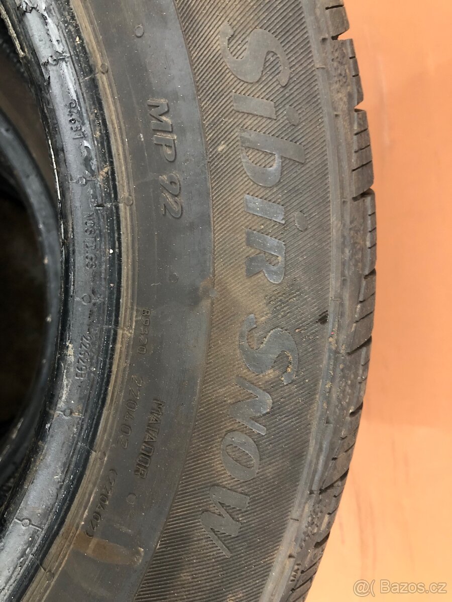 Zimní pneu 195/60/15 - 3