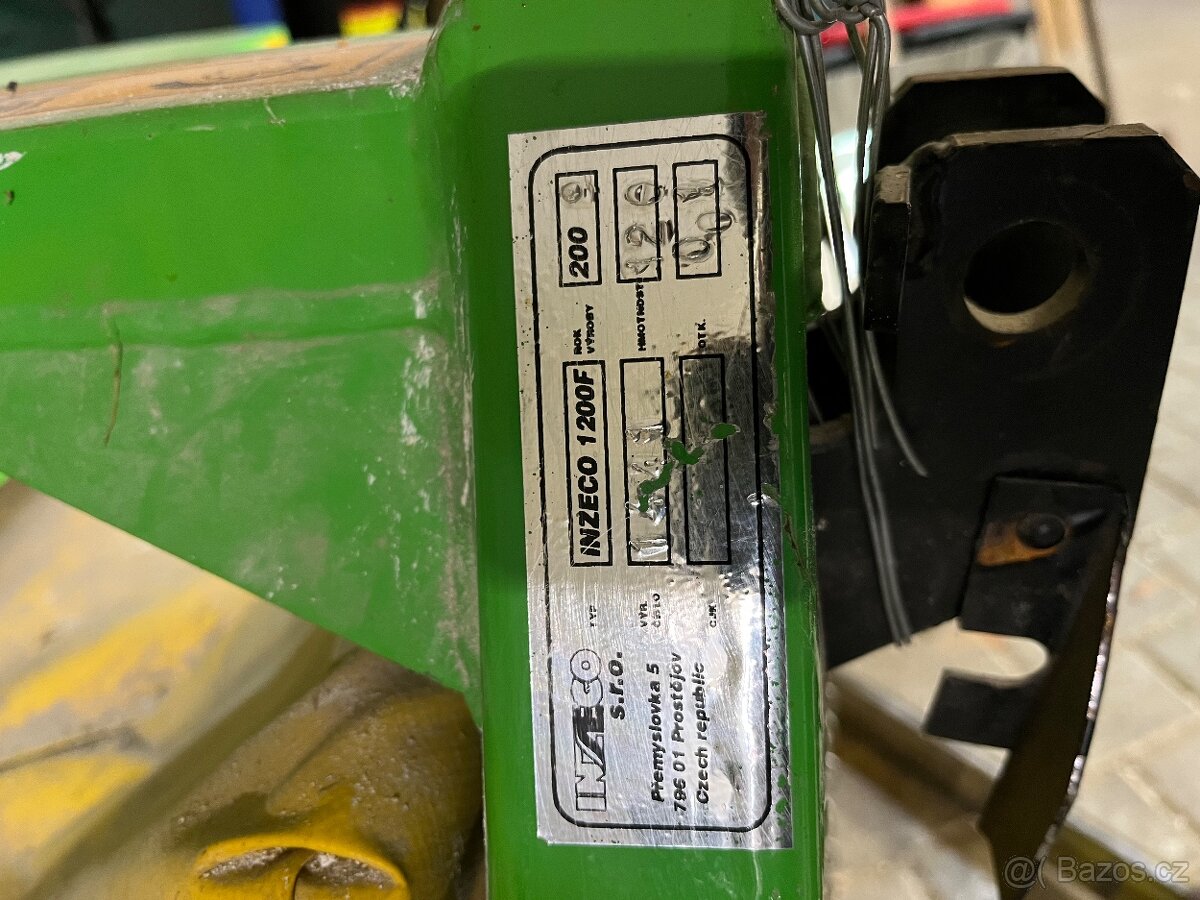 Rotační dvoububnová čelní sekačka Šálek SB-1200F - 3