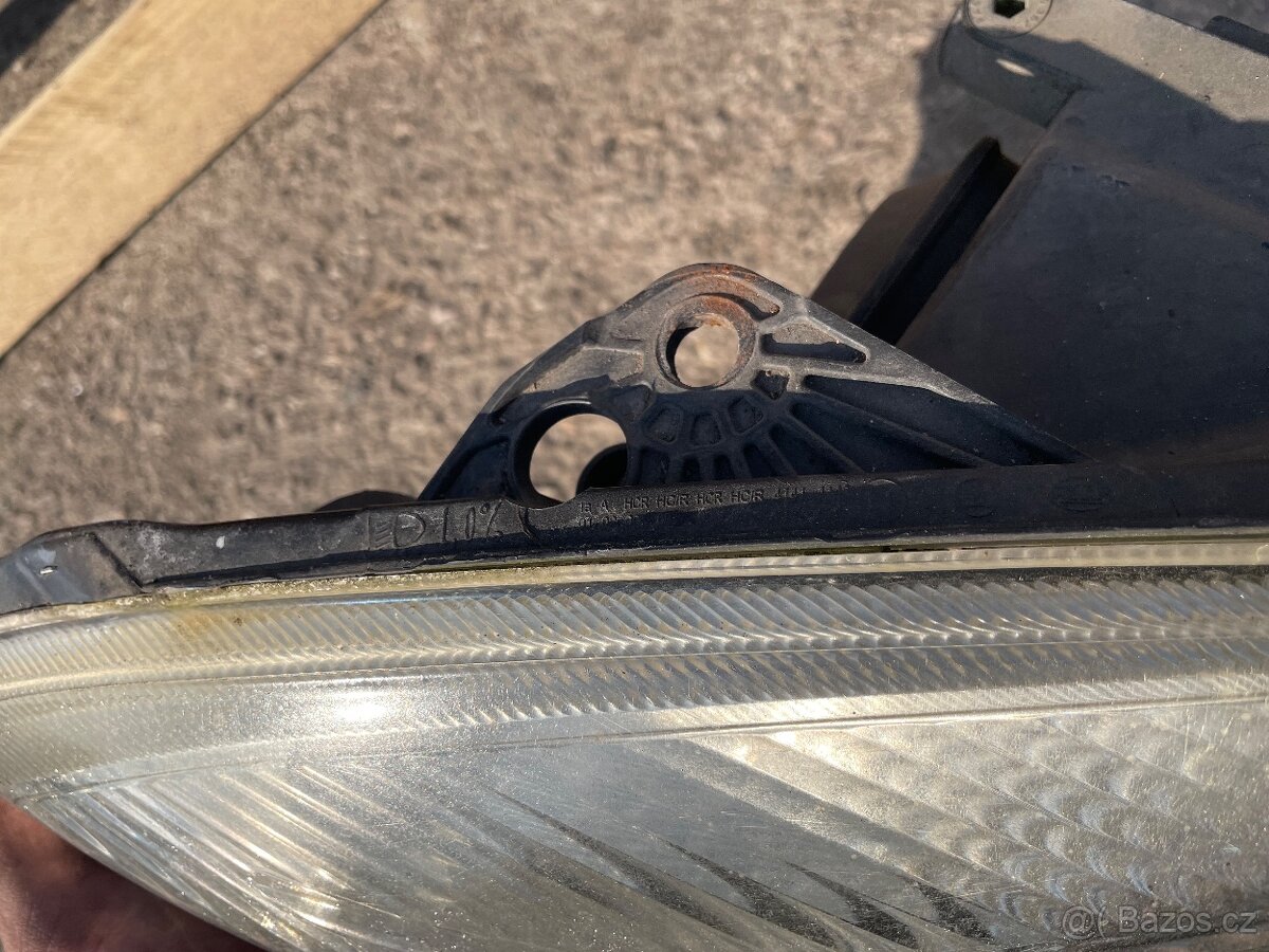 Pravé přední světlo Fabia 2 - 3