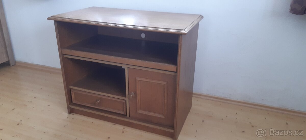 TV stolek - 3