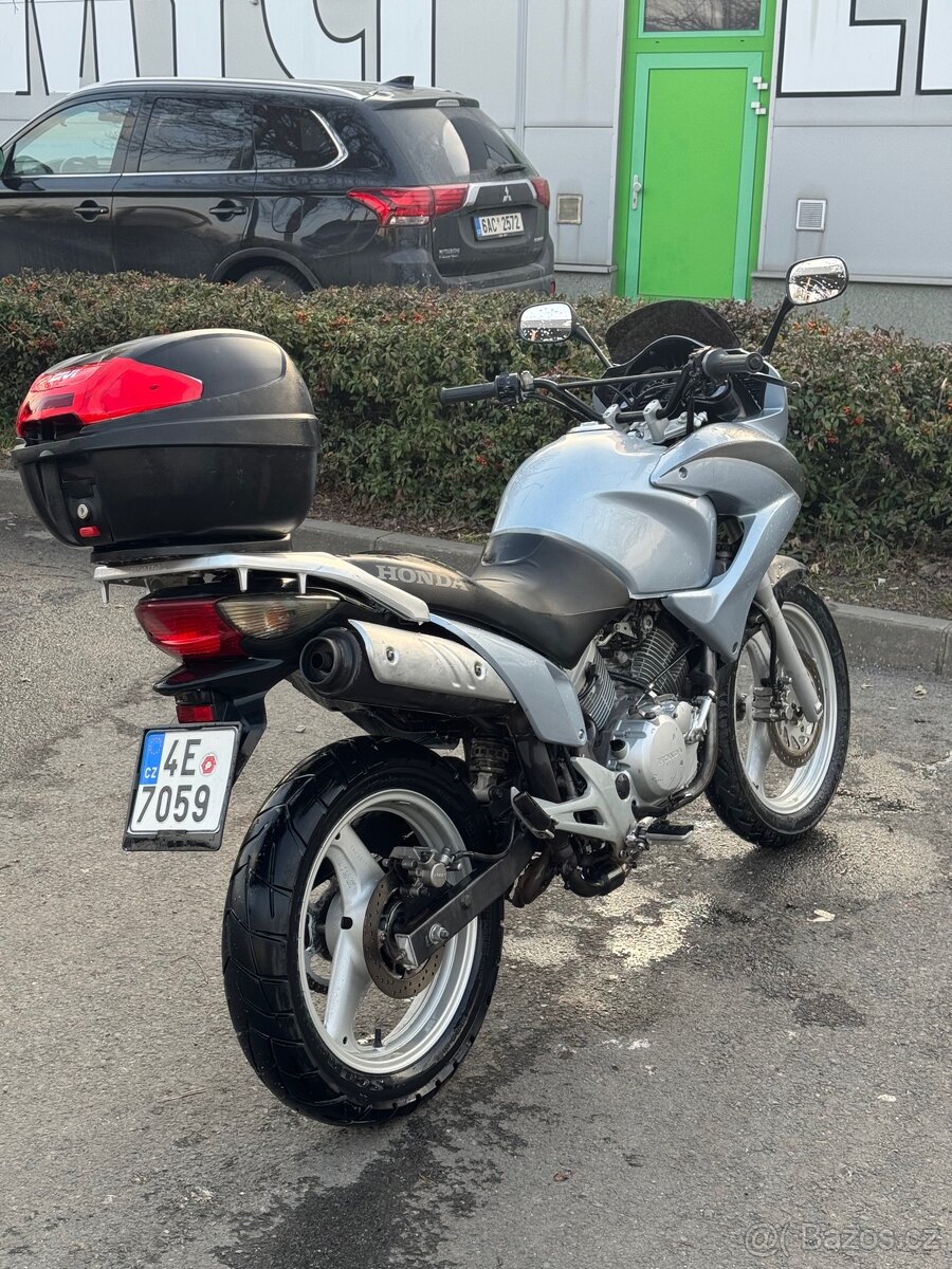 Honda Varadero 125 - 3