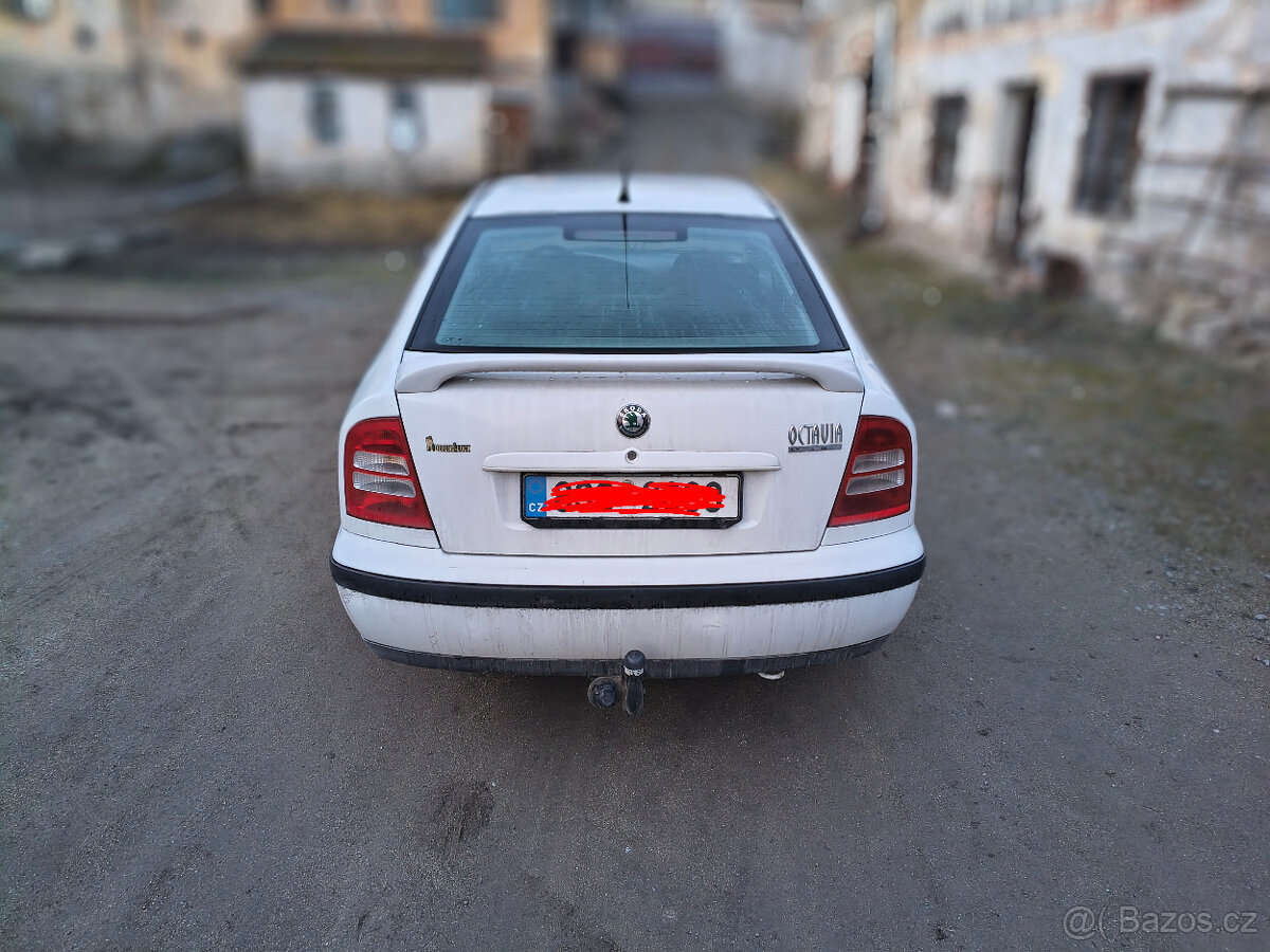 Škoda Octavia I, 1.6 AEE 55kW - 3