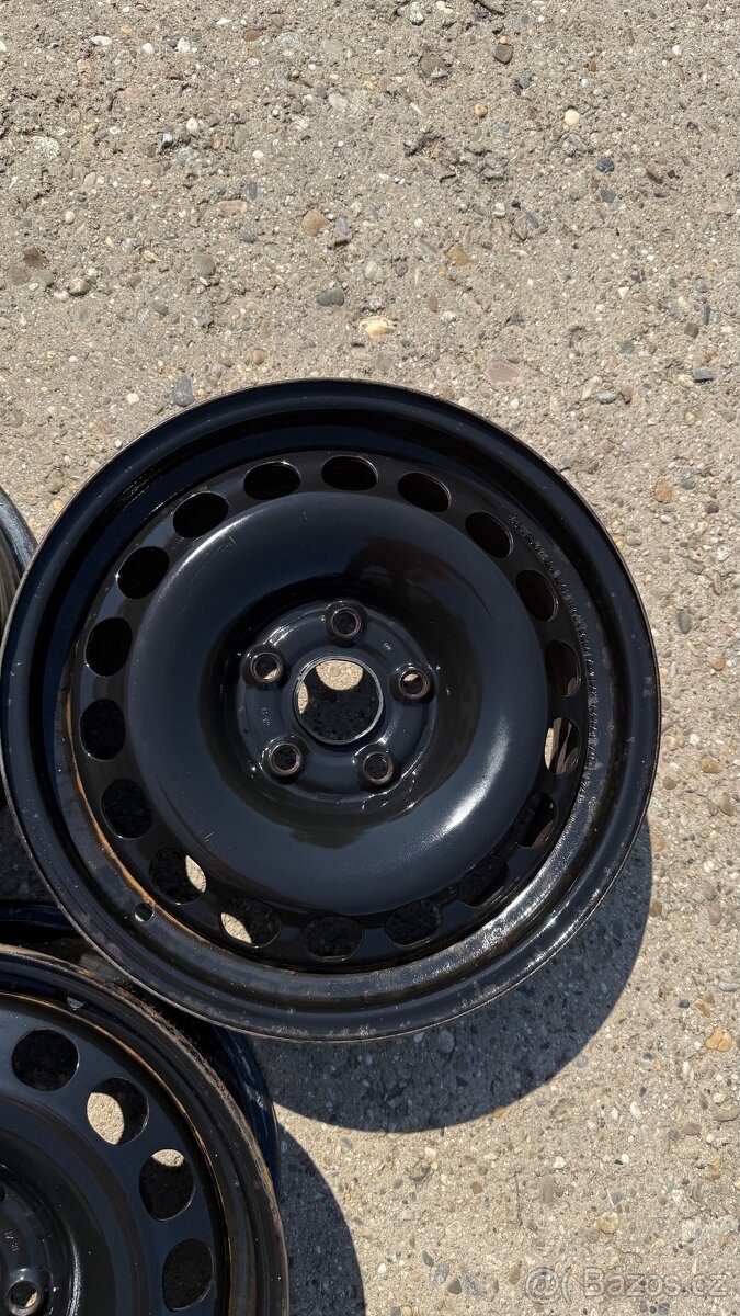 1x plechový disk 6.5Jx16 ET41 5x112 Superb 3,VW Passat - 3