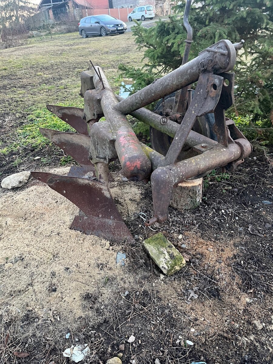 Pluh za traktor - 3