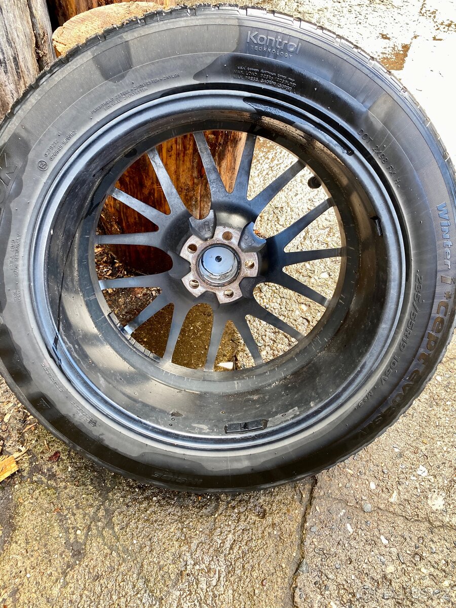 O.Z Alu kola 235/55 R 19