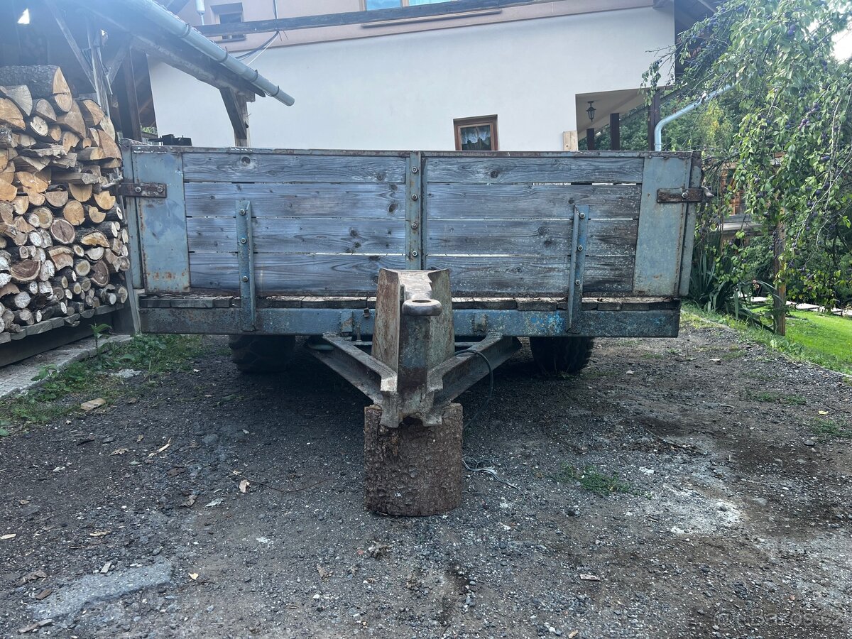 Vlečka za traktor - 3