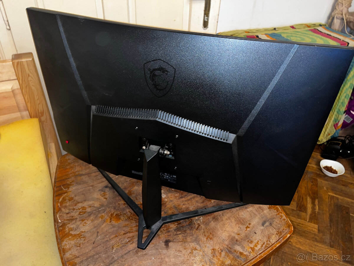 MSI G32C4X (3DA6) zakřivený monitor - velmi nízká cena - 3