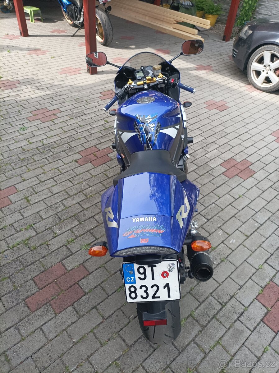 Prodám Yamaha R1 - 3