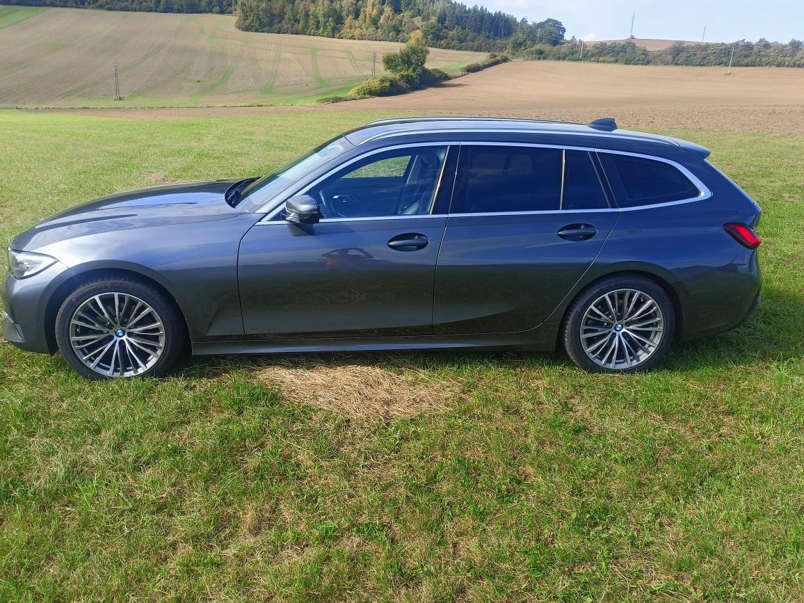 BMW 320D Touring/140Kw/Sportline/Virtual/Tažný/2020/Fulled.. - 3