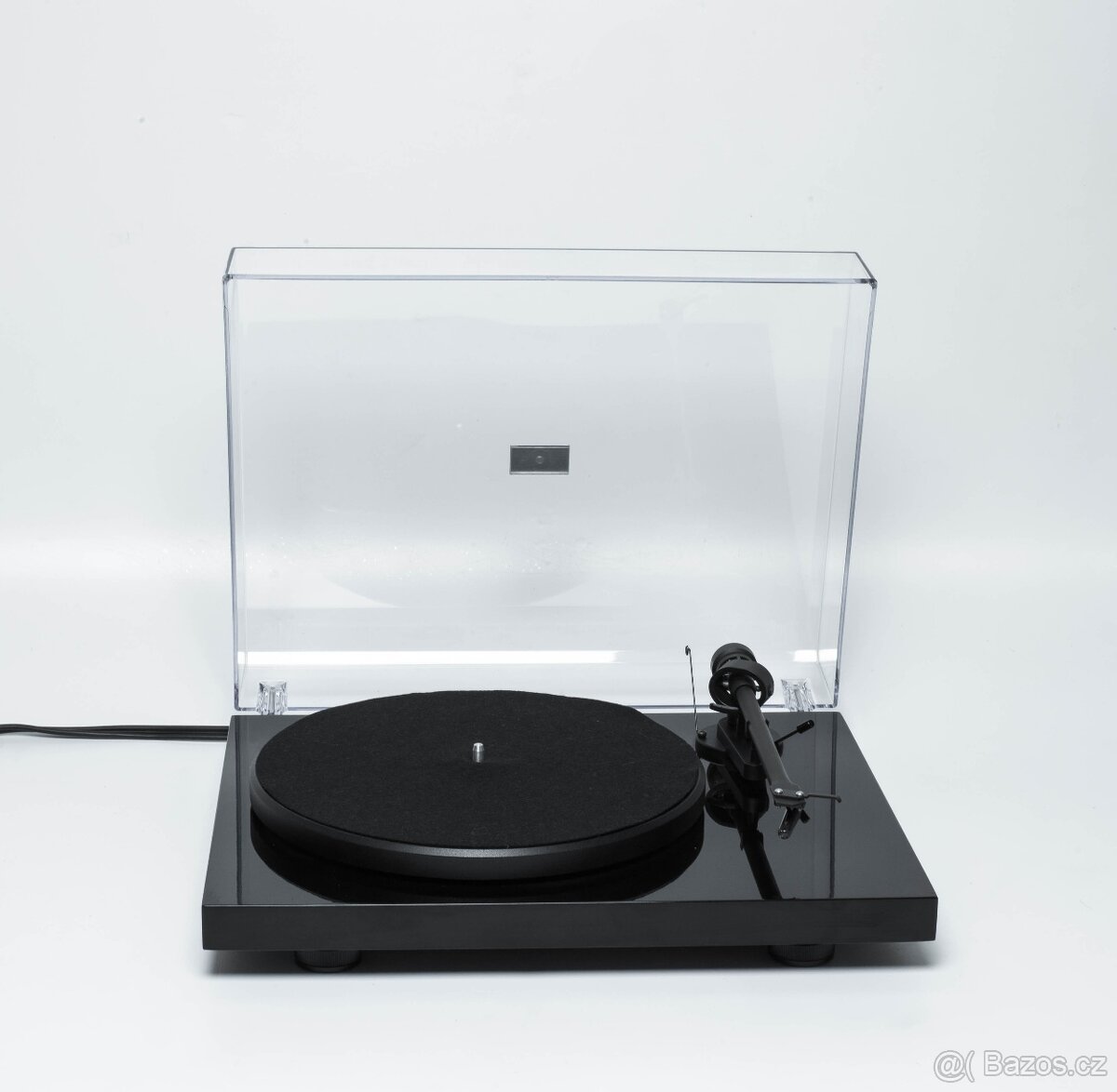 Pro-ject Debut III - 3