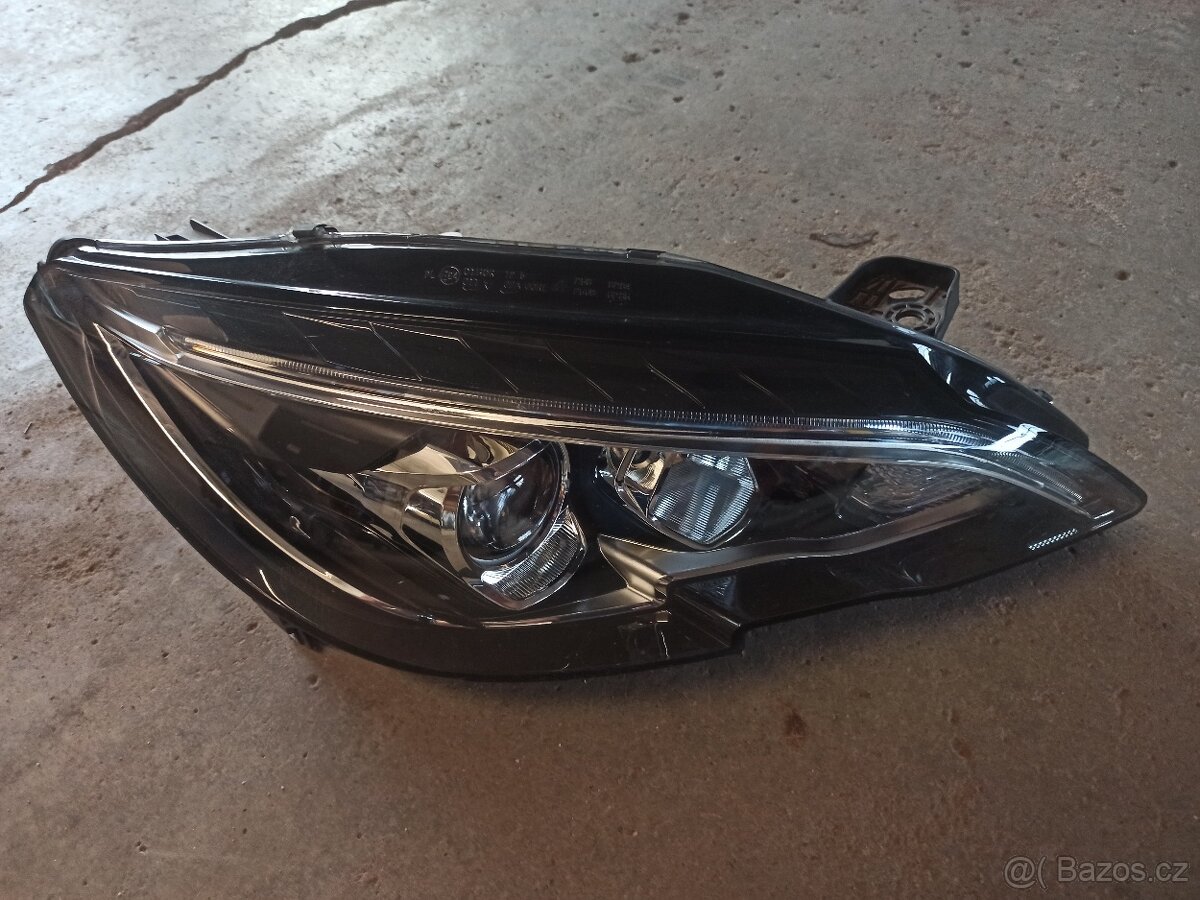 Světla Peugeot. - 3