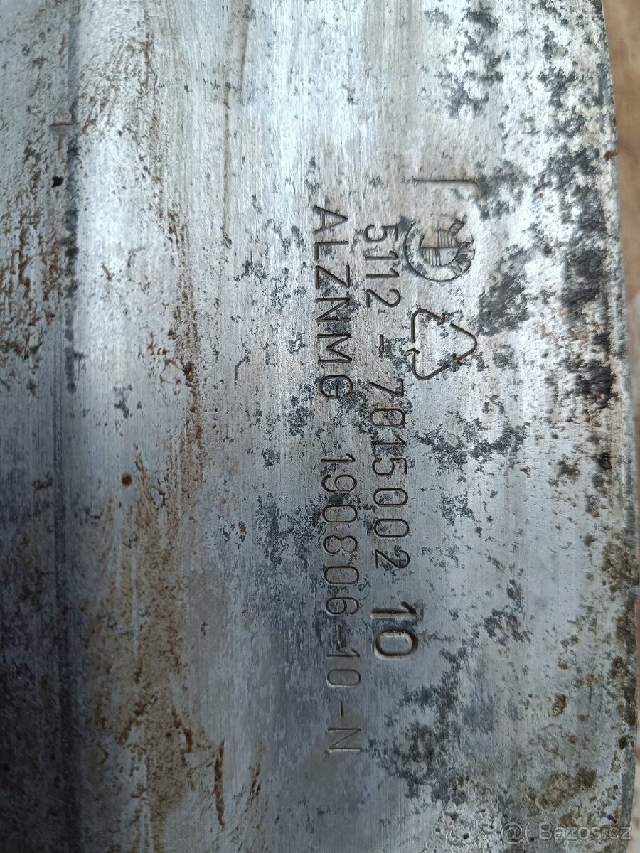 BMW e65, e66 alu výztuha zadního nárazníku - 3