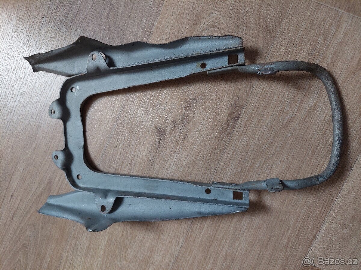 Jawa kyvacka - podsedlovy ramecek s madlem - 3