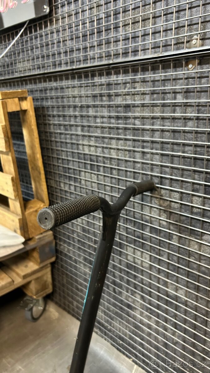 Classic V8 Freestyle Koloběžka - 3