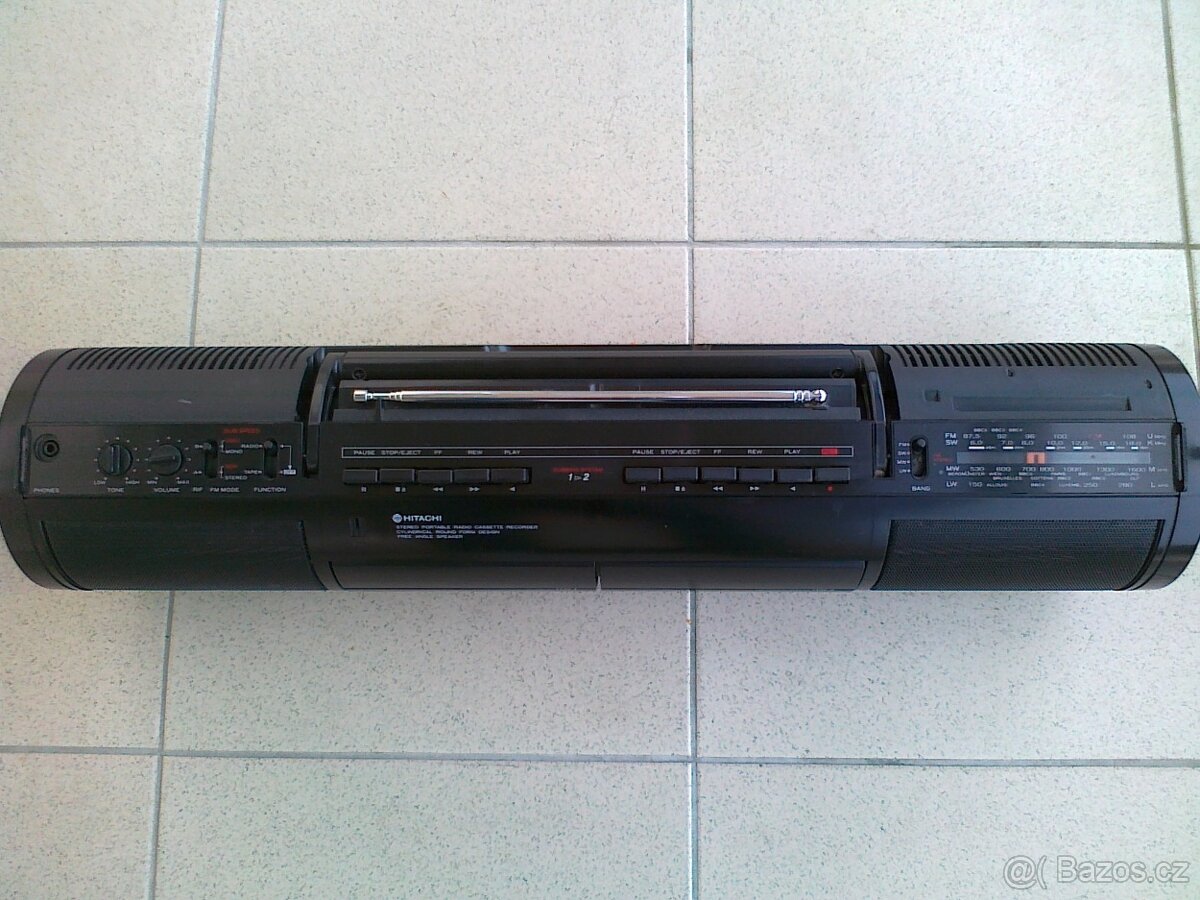 Prodám rádio HITACHI-- - 3