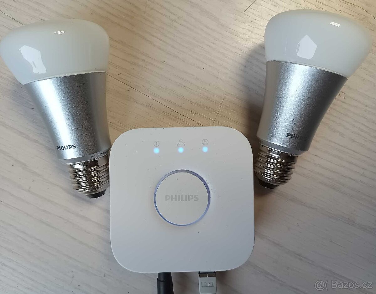 Philips Hue Bridge 2.1 + 2x Hue White and Color Ambiance - 3