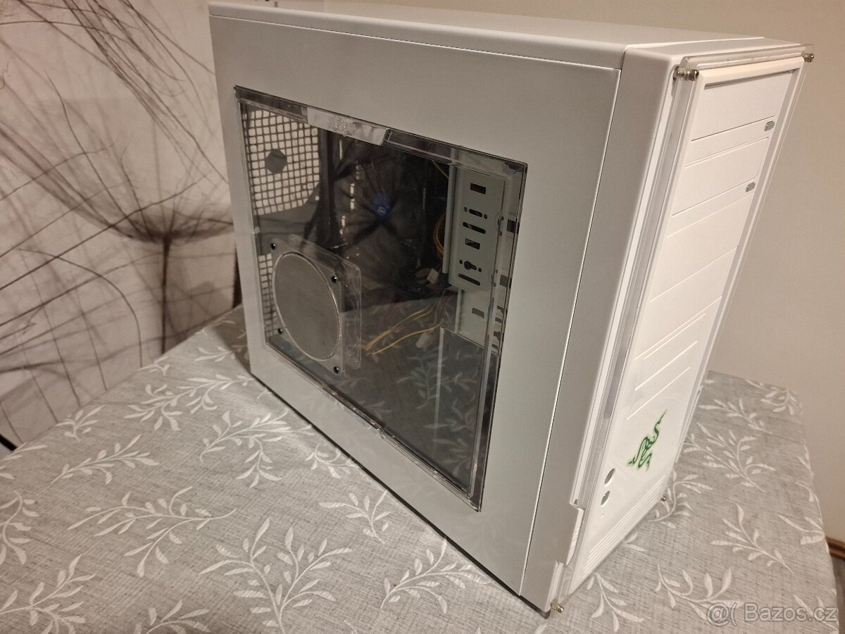 Stolní počítač - 3